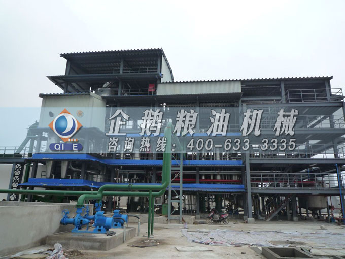 食用油浸出生產(chǎn)線，企鵝糧油機(jī)械浸出器品類齊全滿足市場(chǎng)需求(圖1)